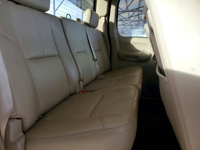 Photo 10 from auction – 2010 CHEVROLET SILVERADO with VIN 1GCSKSE32AZ133728