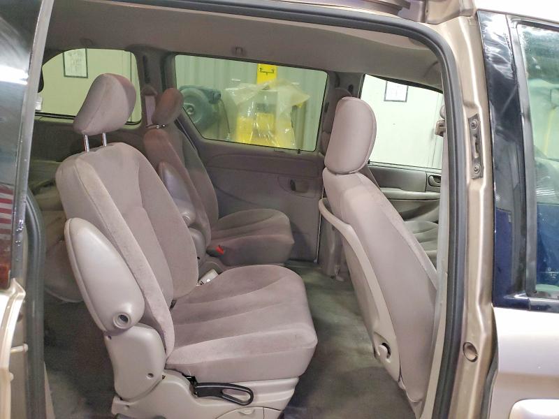 Photo 11 from auction – 2003 CHRYSLER VOYAGER LX with VIN 1C4GJ45373B268557