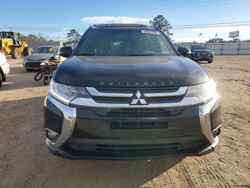 Photo 5 from auction – 2018 MITSUBISHI OUTLANDER with VIN JA4AD3A38JZ032138