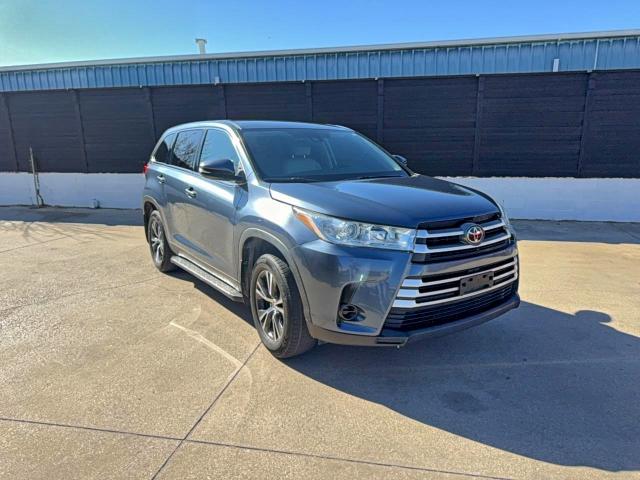 TOYOTA HIGHLANDER 2019 with VIN 5TDZZRFH6KS367791 - Photo from auction