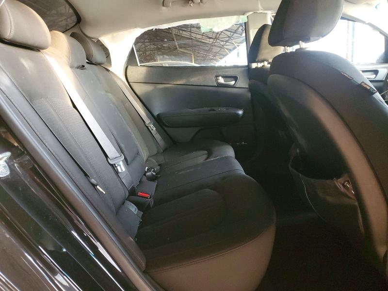 Photo 10 from auction – 2018 KIA OPTIMA LX with VIN 5XXGT4L30JG234299