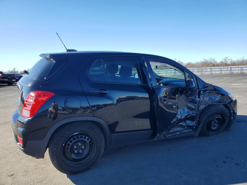 Photo 3 from auction – 2017 CHEVROLET TRAX LS with VIN 3GNCJKSB2HL248406