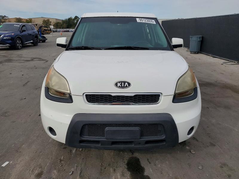 Photo 5 from auction – 2011 KIA SOUL + with VIN KNDJT2A22B7707506