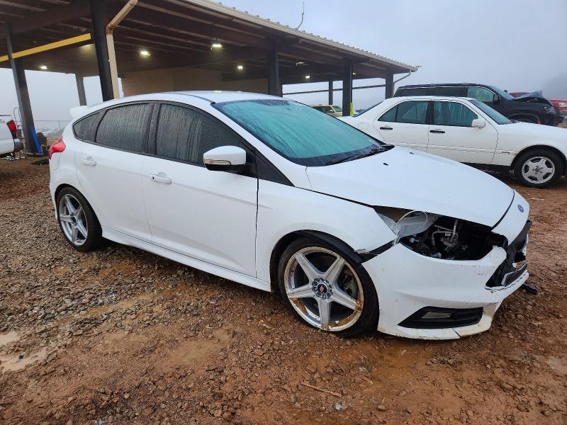 Photo 4 from auction – 2018 FORD FOCUS with VIN 1FADP3L93JL247074