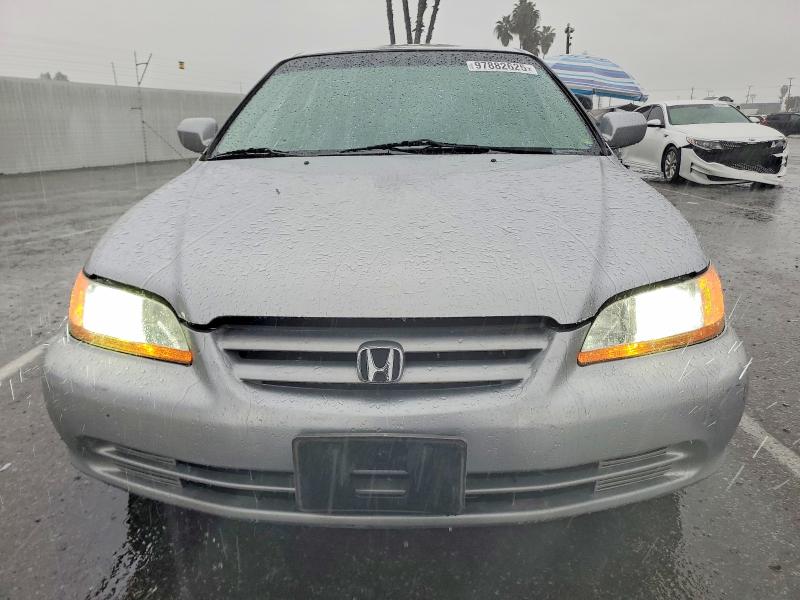 Photo 5 from auction – 2002 HONDA ACCORD with VIN 3HGCG66522G701119