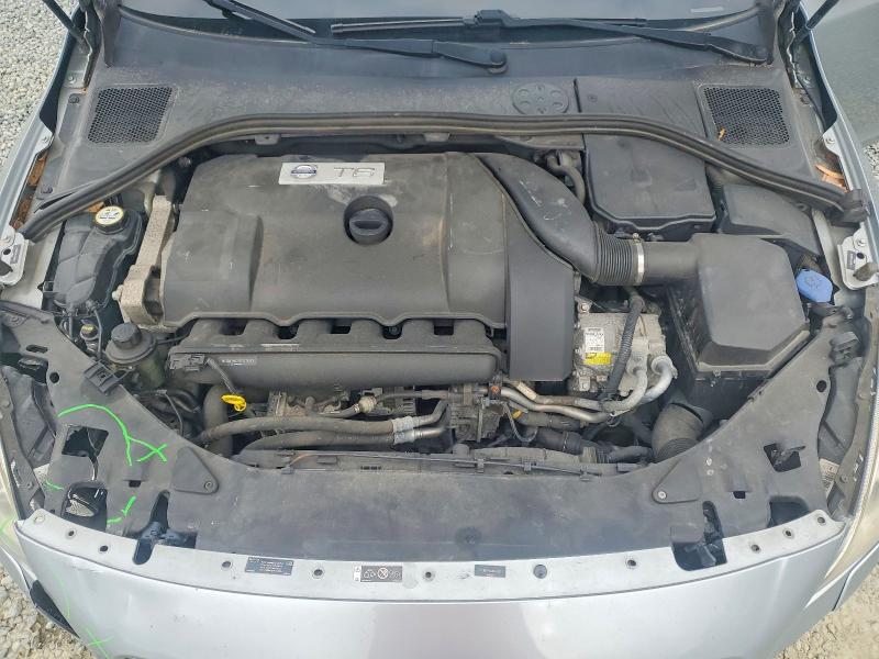 Photo 11 from auction – 2012 VOLVO S60 T6 with VIN YV1902FHXC2130029