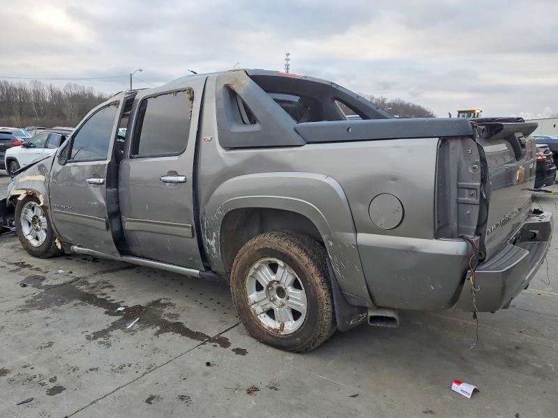 Photo 2 from auction – 2012 CHEVROLET AVALANCHE with VIN 3GNTKFE77CG252528