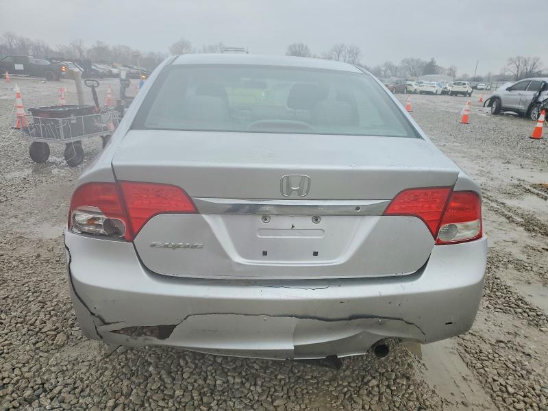 Photo 6 from auction – 2010 HONDA CIVIC LX with VIN 19XFA1F55AE017322