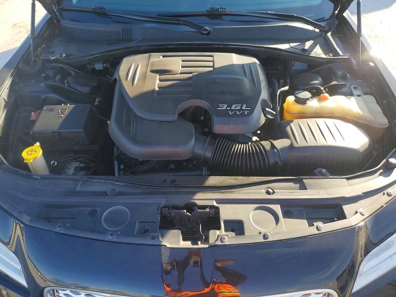 Photo 11 from auction – 2018 CHRYSLER 300 LIMITE with VIN 2C3CCAEGXJH123290