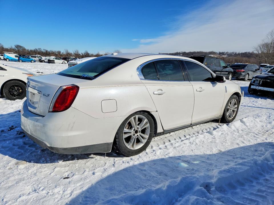 Photo 3 from auction – 2011 LINCOLN MKS with VIN 1LNHL9DR8BG605221
