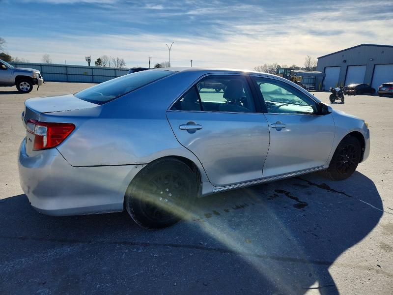 Foto 3 de la subasta – 2012 TOYOTA CAMRY BASE con VIN 4T1BF1FK8CU020558