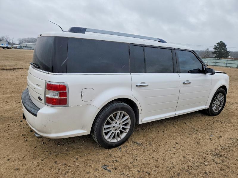 Photo 3 from auction – 2016 FORD FLEX SEL with VIN 2FMGK5C80GBA19210