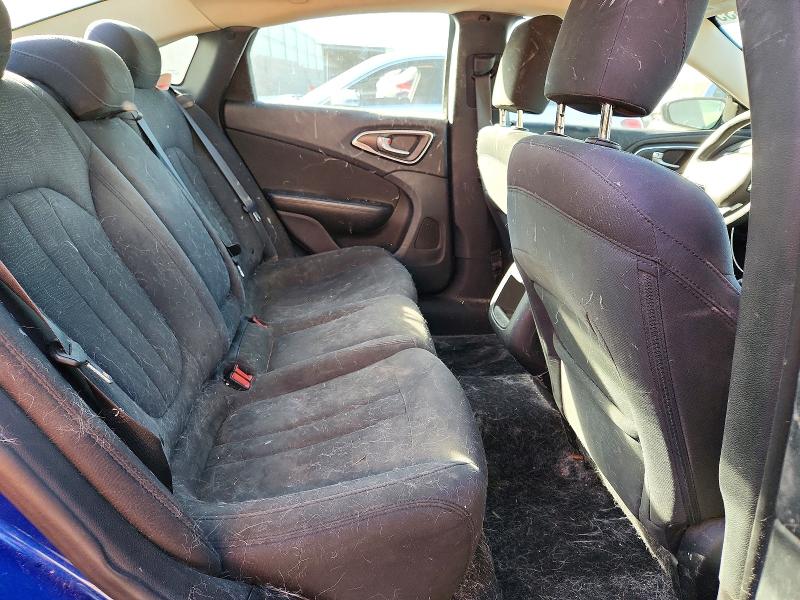 Photo 10 from auction – 2016 CHRYSLER 200 LIMITE with VIN 1C3CCCAB2GN128764