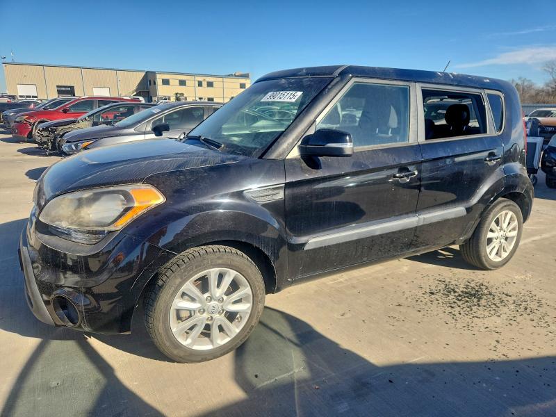 KIA SOUL + 2013 with VIN KNDJT2A68D7625642 - Photo from auction