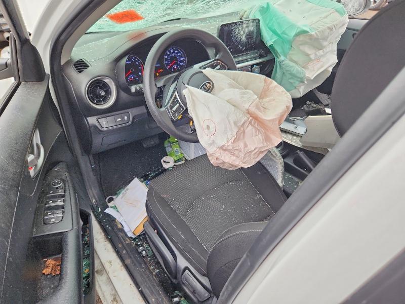 Photo 8 from auction – 2019 KIA FORTE FE with VIN 3KPF24AD9KE119768