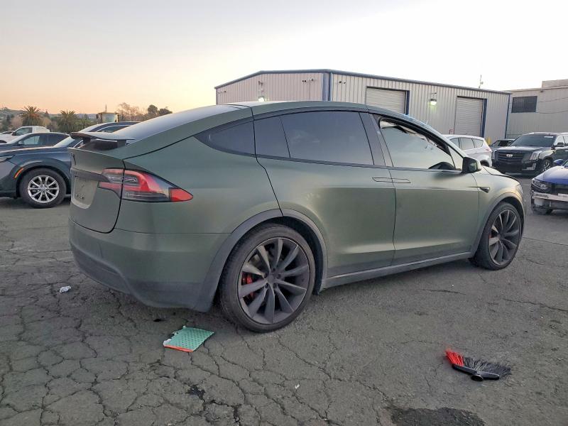 Photo 3 from auction – 2017 TESLA MODEL X with VIN 5YJXCBE43HF048473