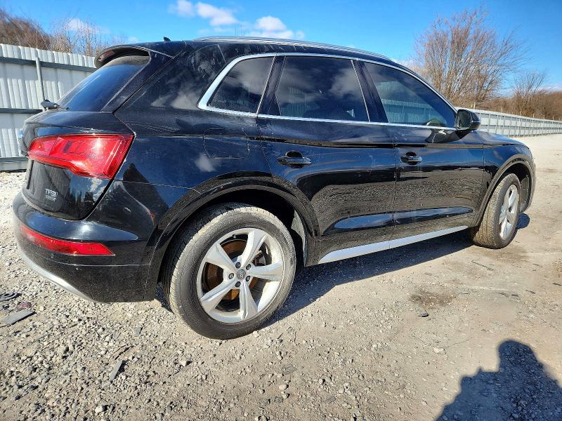 Photo 3 from auction – 2018 AUDI Q5 PREMIUM with VIN WA1BNAFY8J2247697