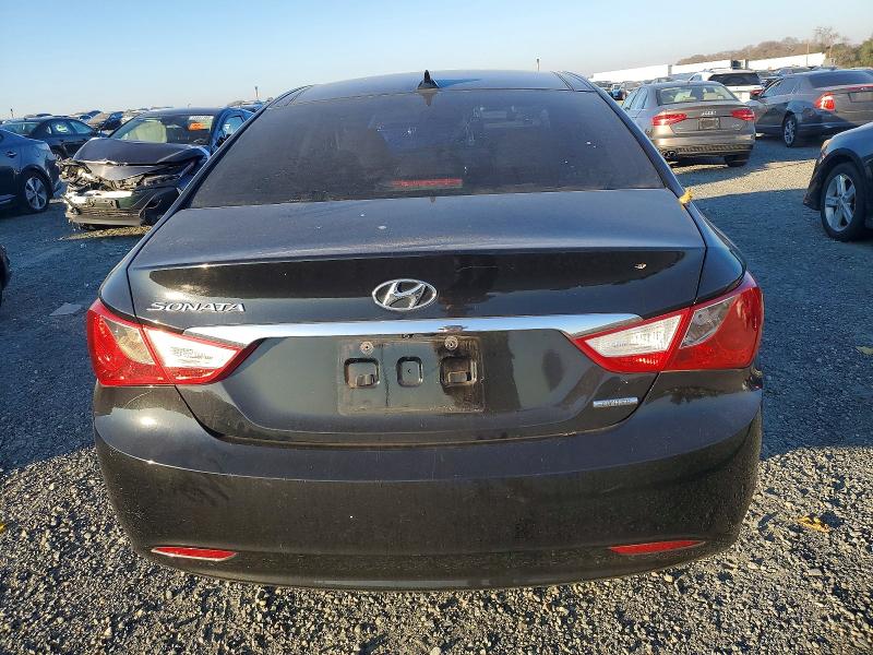 Photo 6 from auction – 2012 HYUNDAI SONATA SE with VIN 5NPEC4AC9CH426113