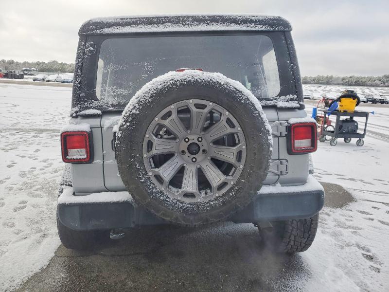 Photo 6 from auction – 2018 JEEP WRANGLER U with VIN 1C4HJXDG1JW151539
