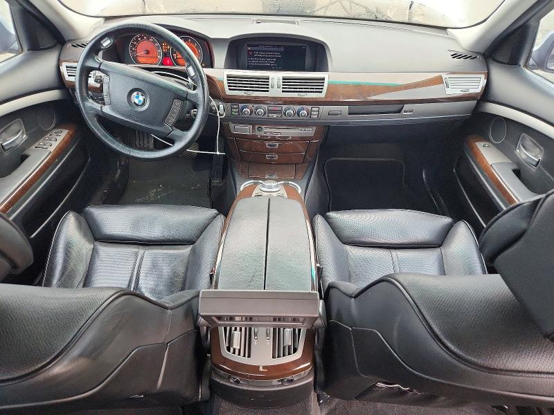 Photo 8 from auction – 2007 BMW 750 with VIN WBAHN83597DT72611