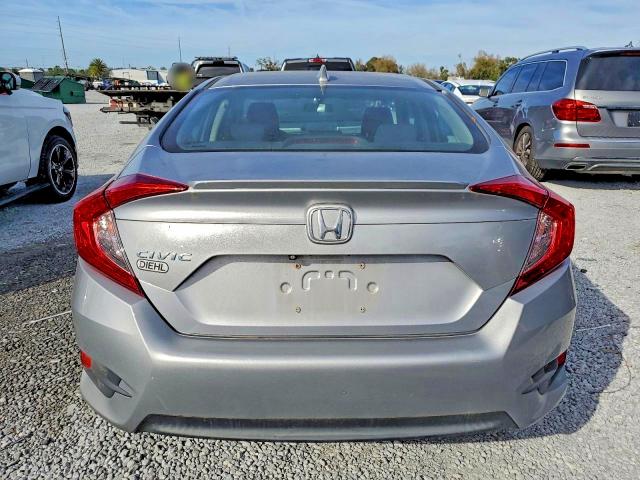 Photo 6 from auction – 2017 HONDA CIVIC EX with VIN 2HGFC1F37HH652521