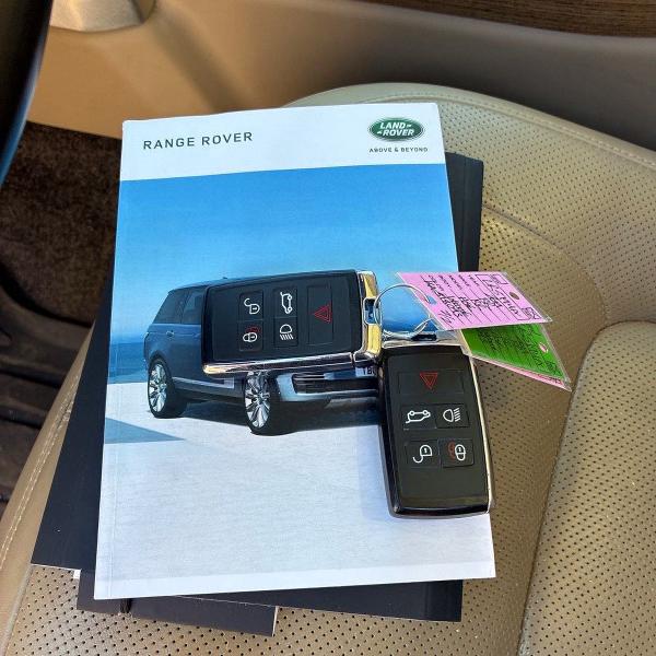 Photo 11 from auction – 2019 LAND ROVER RANGE ROVE with VIN SALGS2SV9KA518093