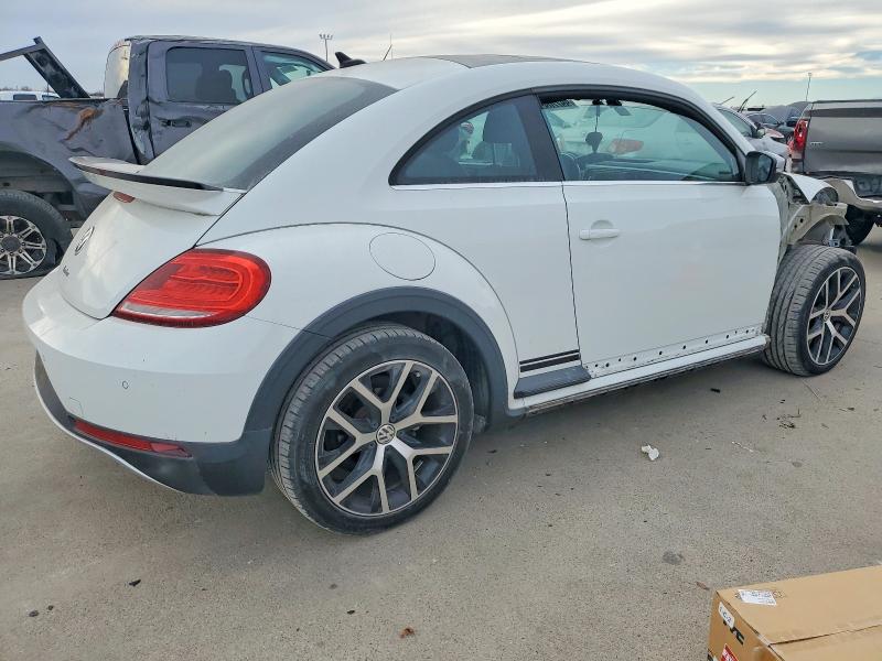 Photo 3 from auction – 2016 VOLKSWAGEN BEETLE DUN with VIN 3VWS17AT8GM634006