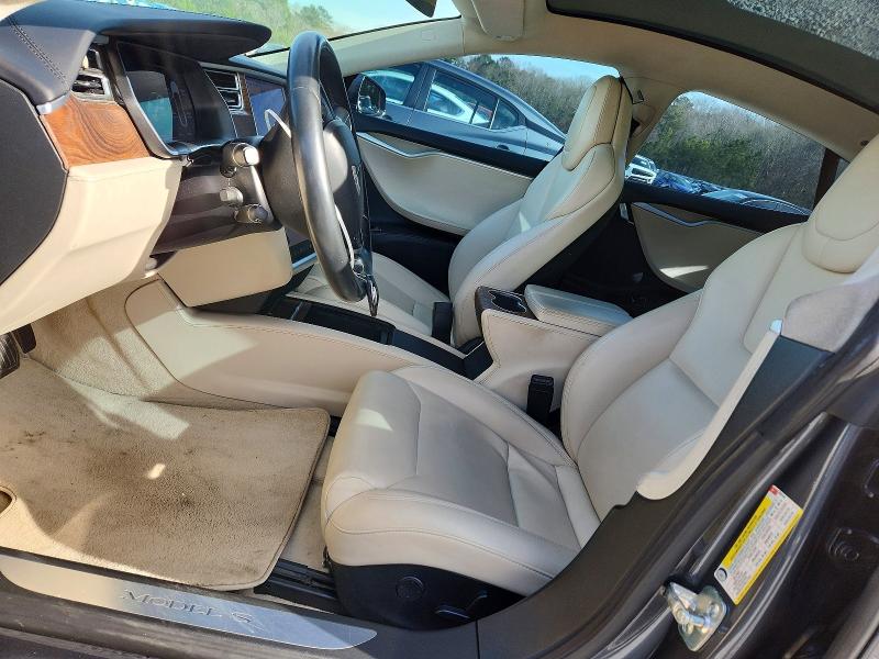 Photo 7 from auction – 2017 TESLA MODEL S with VIN 5YJSA1E25HF229194