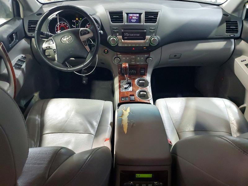 Photo 8 from auction – 2012 TOYOTA HIGHLANDER with VIN 5TDDK3EH9CS098149