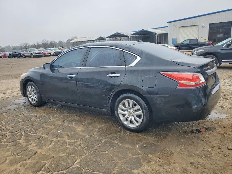 Photo 2 from auction – 2015 NISSAN ALTIMA 2.5 with VIN 1N4AL3AP1FC439441
