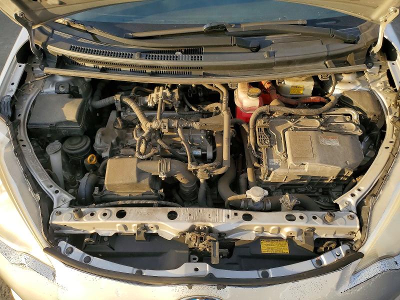 Photo 11 from auction – 2012 TOYOTA PRIUS C with VIN JTDKDTB35C1521400