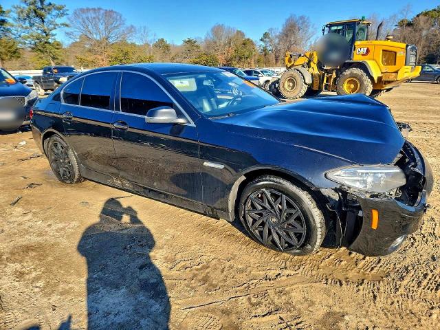 Photo 4 from auction – 2016 BMW 535 XI with VIN WBA5B3C52GG258513