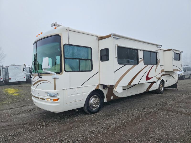 Photo 2 from auction – 2004 FREIGHTLINER TROPICAL T396 with VIN 4UZAAHDC94CN53119