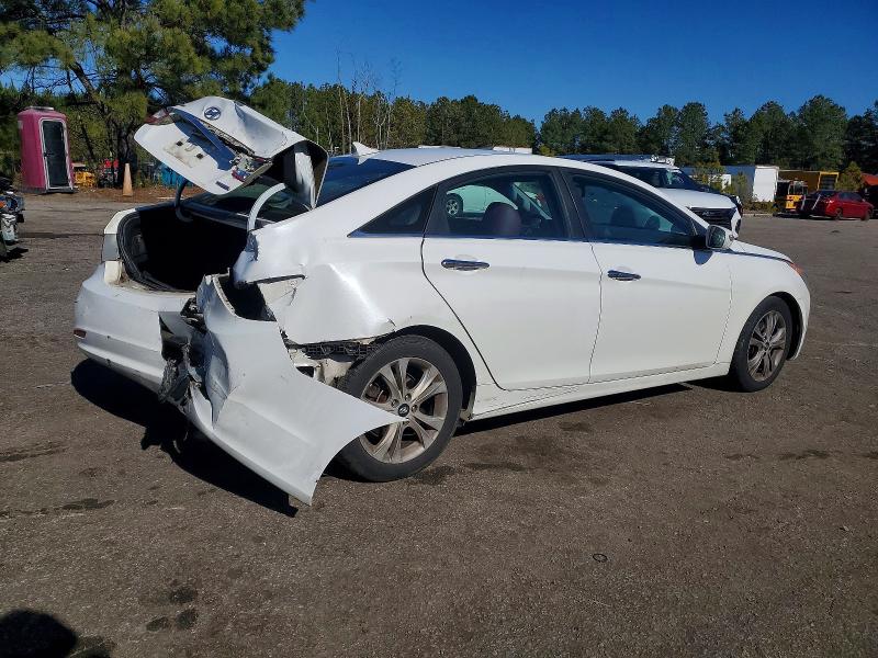 Photo 3 from auction – 2011 HYUNDAI SONATA SE with VIN 5NPEC4AC7BH029322