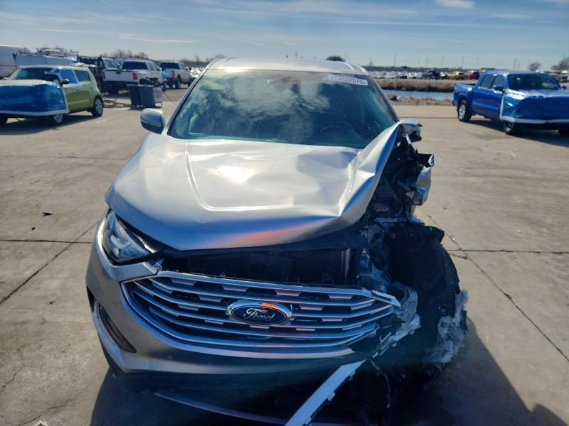 Photo 5 from auction – 2022 FORD EDGE TITAN with VIN 2FMPK4K93NBA33300