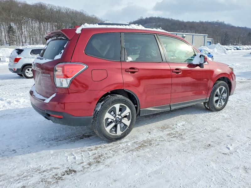 Photo 3 from auction – 2018 SUBARU FORESTER with VIN JF2SJAEC3JH505775