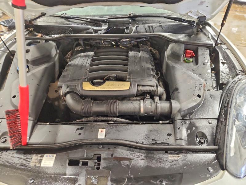 Photo 12 from auction – 2016 PORSCHE CAYENNE with VIN WP1AA2A24GKA10881
