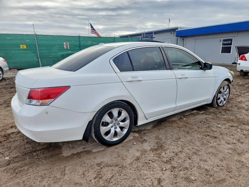 Photo 3 from auction – 2008 HONDA ACCORD EXL with VIN JHMCP26828C065717