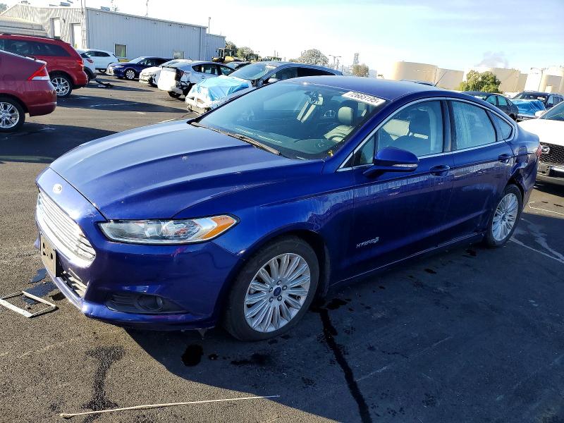 FORD FUSION 2015 with VIN 3FA6P0LU2FR195618 - Photo from auction