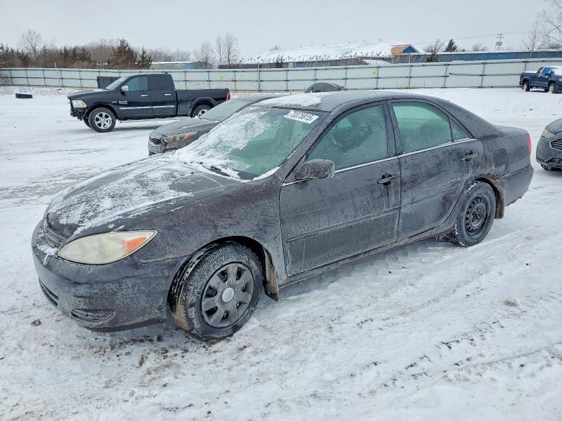 TOYOTA CAMRY LE 2002 with VIN 4T1BE32K02U563356 - Photo from auction