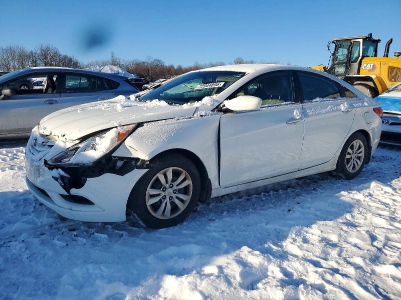 HYUNDAI SONATA GLS 2012 with VIN 5NPEB4AC1CH423919 - Photo from auction