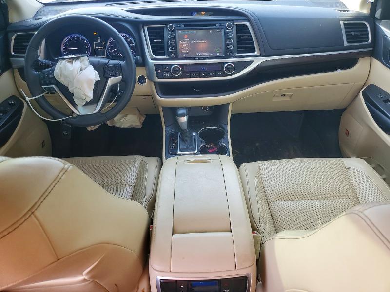 Photo 8 from auction – 2016 TOYOTA HIGHLANDER with VIN 5TDYKRFH9GS148542
