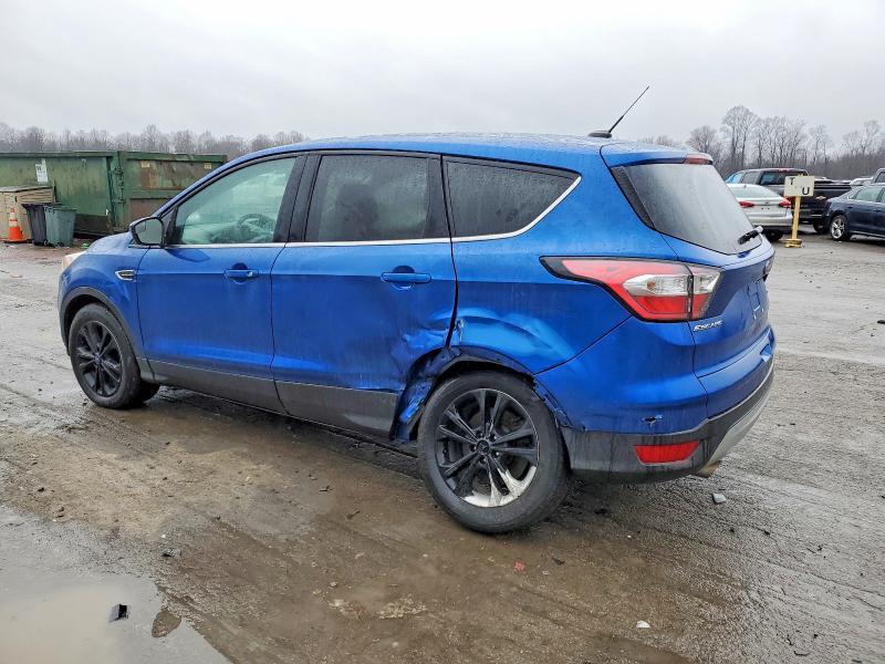 Photo 2 from auction – 2017 FORD ESCAPE SE with VIN 1FMCU9GD0HUD27755