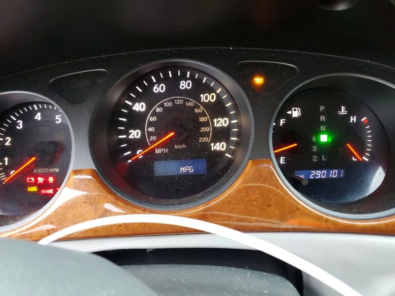 Photo 9 from auction – 2005 LEXUS ES 330 with VIN JTHBA30G055137954