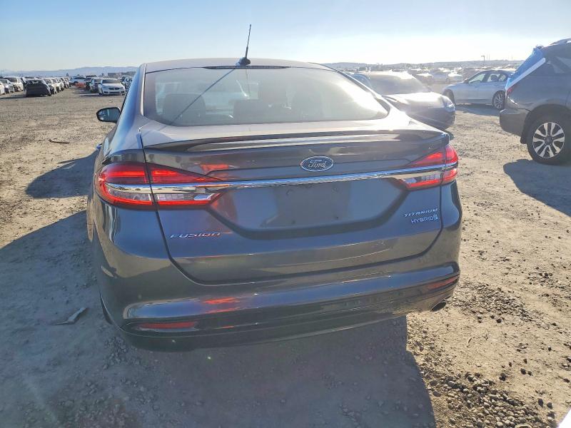 Photo 6 from auction – 2018 FORD FUSION with VIN 3FA6P0RU0JR131612