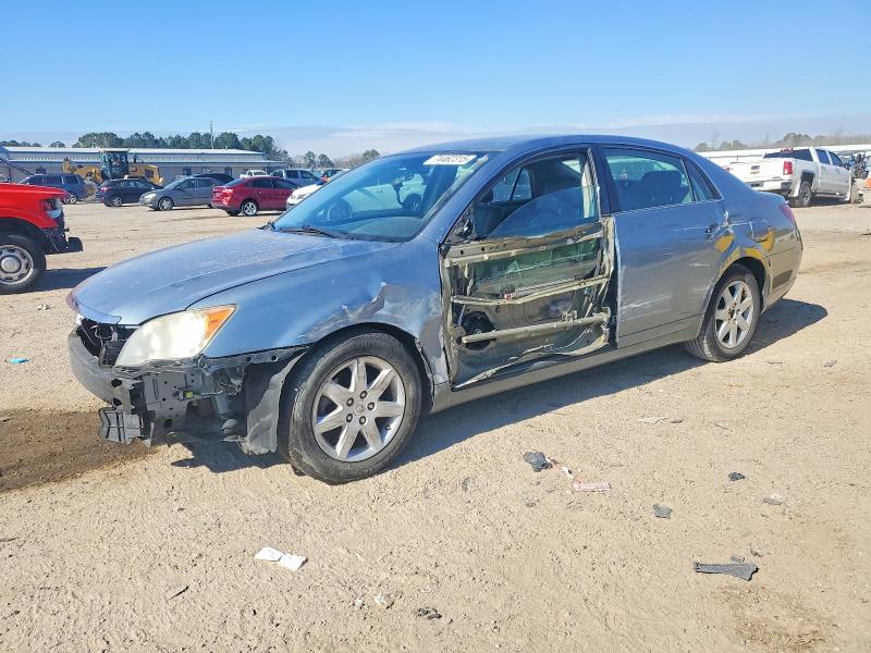 TOYOTA AVALON XL 2010 with VIN 4T1BK3DB5AU352755 - Photo from auction