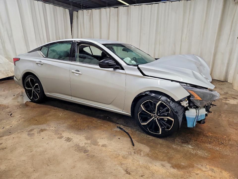 Photo 4 from auction – 2024 NISSAN ALTIMA SR with VIN 1N4BL4CV4RN351899