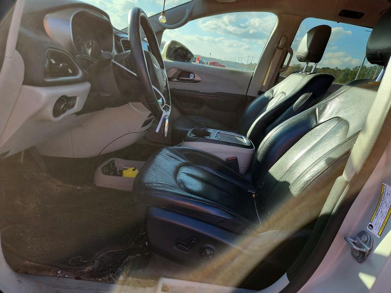 Photo 7 from auction – 2020 CHRYSLER PACIFICA with VIN 2C4RC1EGXLR277355