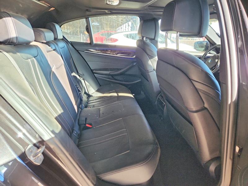 Photo 10 from auction – 2018 BMW 530E with VIN WBAJA9C58JB250456