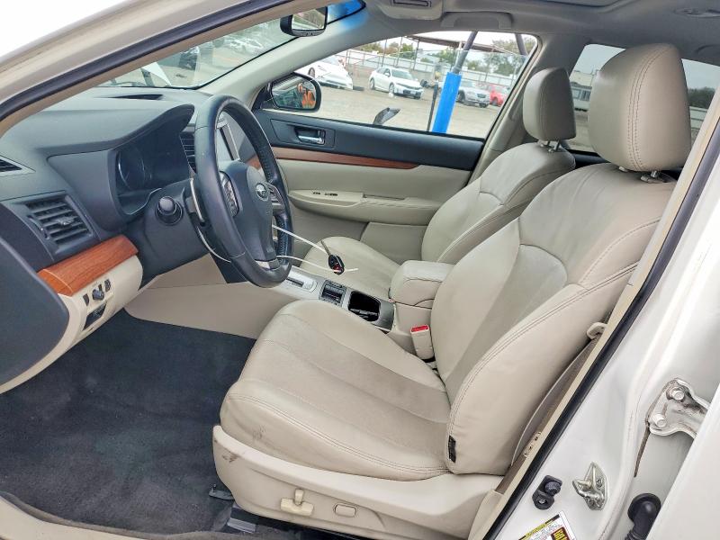 Photo 7 from auction – 2013 SUBARU OUTBACK 3. with VIN 4S4BRDLC1D2320090